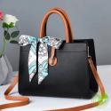 Fashion Women's Portable Large Capacity Shoulder Messenger Bag